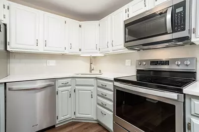 512 Ridgefield Cir #C, Clinton, MA 01510 - Photo 5