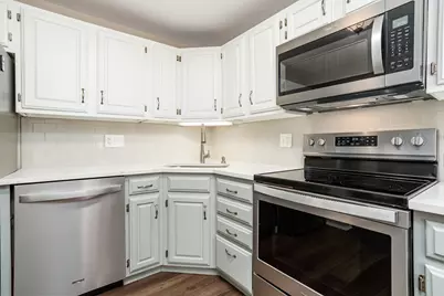 512 Ridgefield Cir #C, Clinton, MA 01510 - Photo 5