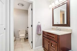 512 Ridgefield Cir, Clinton, MA 01510 - Photo 19
