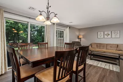 512 Ridgefield Cir #C, Clinton, MA 01510 - Photo 9