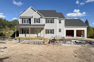 232 W Townsend Rd, Lunenburg, MA 01462 - Photo 1