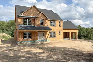 232 W Townsend Rd, Lunenburg, MA 01462 - Photo 1