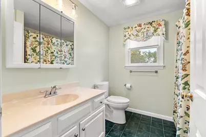 25 Glen Drive, Peabody, MA 01960 - Photo 29