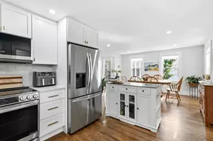 43 Standish St, Weymouth, MA 02191 - Photo 7