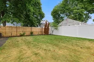 43 Standish St, Weymouth, MA 02191 - Photo 31