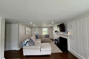 335 South St, Wrentham, MA 02093 - Photo 5