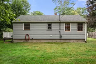 12 Winifred Ave, Worcester, MA 01602 - Photo 15