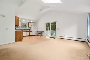 12 Winifred Ave, Worcester, MA 01602 - Photo 3