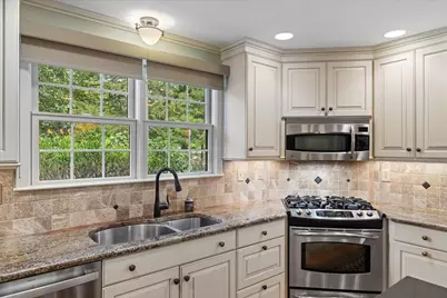 33 Pine Arden Dr, West Boylston, MA 01583 - Photo 5