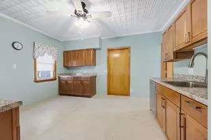 30 Ashland St, Malden, MA 02148 - Photo 7