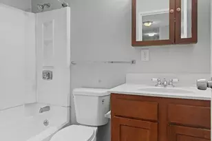 164 High St, Holyoke, MA 01040 - Photo 7