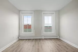 164 High St, Holyoke, MA 01040 - Photo 3
