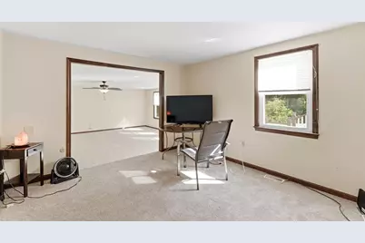 41-A Hampstead St, Methuen, MA 01844 - Photo 11