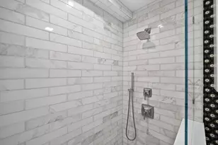 446 Commercial St, Provincetown, MA 02657 - Photo 21