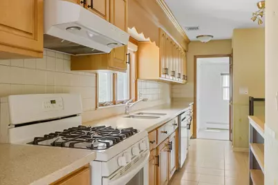 13 Rawson Rd #13, Arlington, MA 02474 - Photo 11