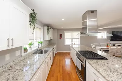 18 Craftsman #16, Grafton, MA 01560 - Photo 3