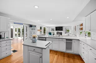 264 Hill and Plain Rd, Falmouth, MA 02536 - Photo 13