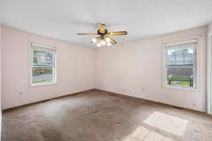 15 Wasilla Dr, Worcester, MA 01604 - Photo 17