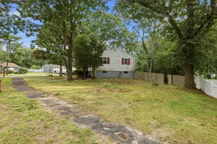 27 Forest Park Ave, Billerica, MA 01862 - Photo 25