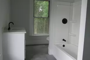 51 Grove Ave, Leominster, MA 01453 - Photo 29