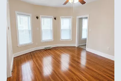 17 Oakland Ave #1, Everett, MA 02149 - Photo 5