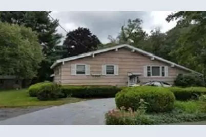 4 Pinewood Rd, Peabody, MA 01960 - Photo 1