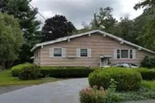 4 Pinewood Rd, Peabody, MA 01960 - Photo 1