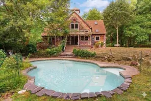 225 Westford St, Chelmsford, MA 01824 - Photo 3