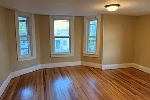 31 Prospect St, Webster, MA 01570 - Photo 3