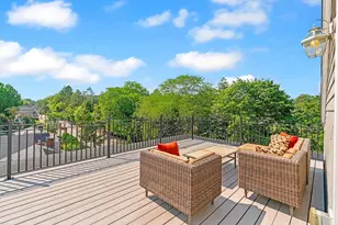 829 Lagrange St, Boston, MA 02132 - Photo 17