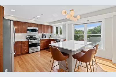 829 Lagrange St #4, Boston, MA 02132 - Photo 15