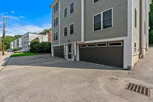 829 Lagrange St, Boston, MA 02132 - Photo 37