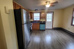 94 Bowden St, Lowell, MA 01852 - Photo 3