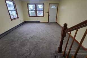 94 Bowden St, Lowell, MA 01852 - Photo 9