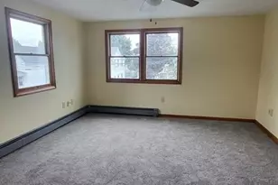 94 Bowden St, Lowell, MA 01852 - Photo 15