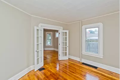 132 Grover St, Springfield, MA 01104 - Photo 11