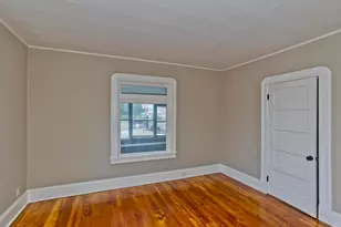 132 Grover St, Springfield, MA 01104 - Photo 9