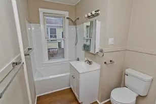 132 Grover St, Springfield, MA 01104 - Photo 27
