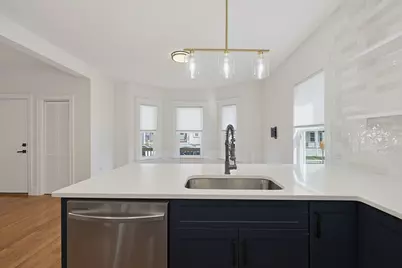 54 Bloomfield St #1, Boston, MA 02124 - Photo 7
