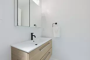 54 Bloomfield St, Boston, MA 02124 - Photo 21