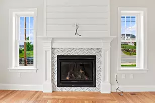 36 Ferullo Dr, Woburn, MA 01801 - Photo 13
