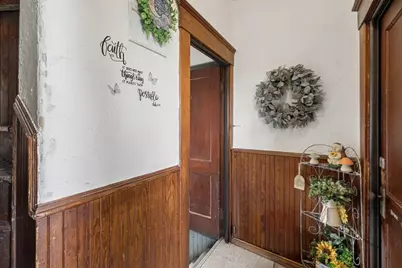 89 Rockland St, Fall River, MA 02724 - Photo 9