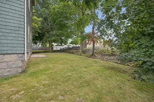 89 Rockland St, Fall River, MA 02724 - Photo 7