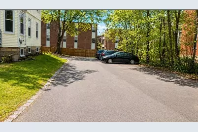37 Waverly Street #B, Boston, MA 02135 - Photo 11