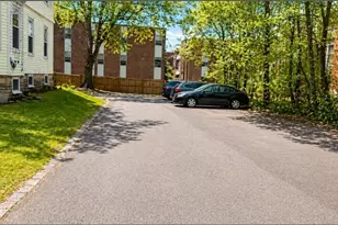 37 Waverly St, Boston, MA 02135 - Photo 11