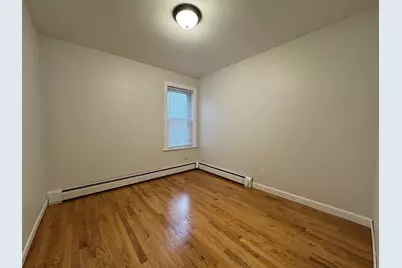 631 Walnut St, Fall River, MA 02720 - Photo 9