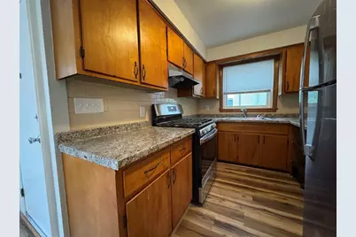 631 Walnut St, Fall River, MA 02720 - Photo 3