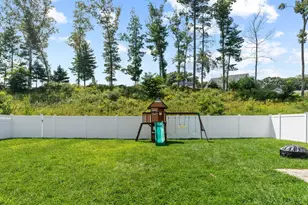 29 Tea Party Dr, Uxbridge, MA 01569 - Photo 7