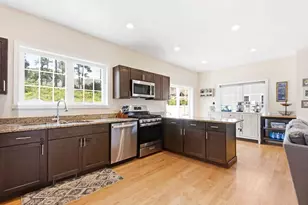29 Tea Party Dr, Uxbridge, MA 01569 - Photo 15