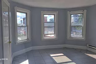 4 Plum St, Worcester, MA 01604 - Photo 9